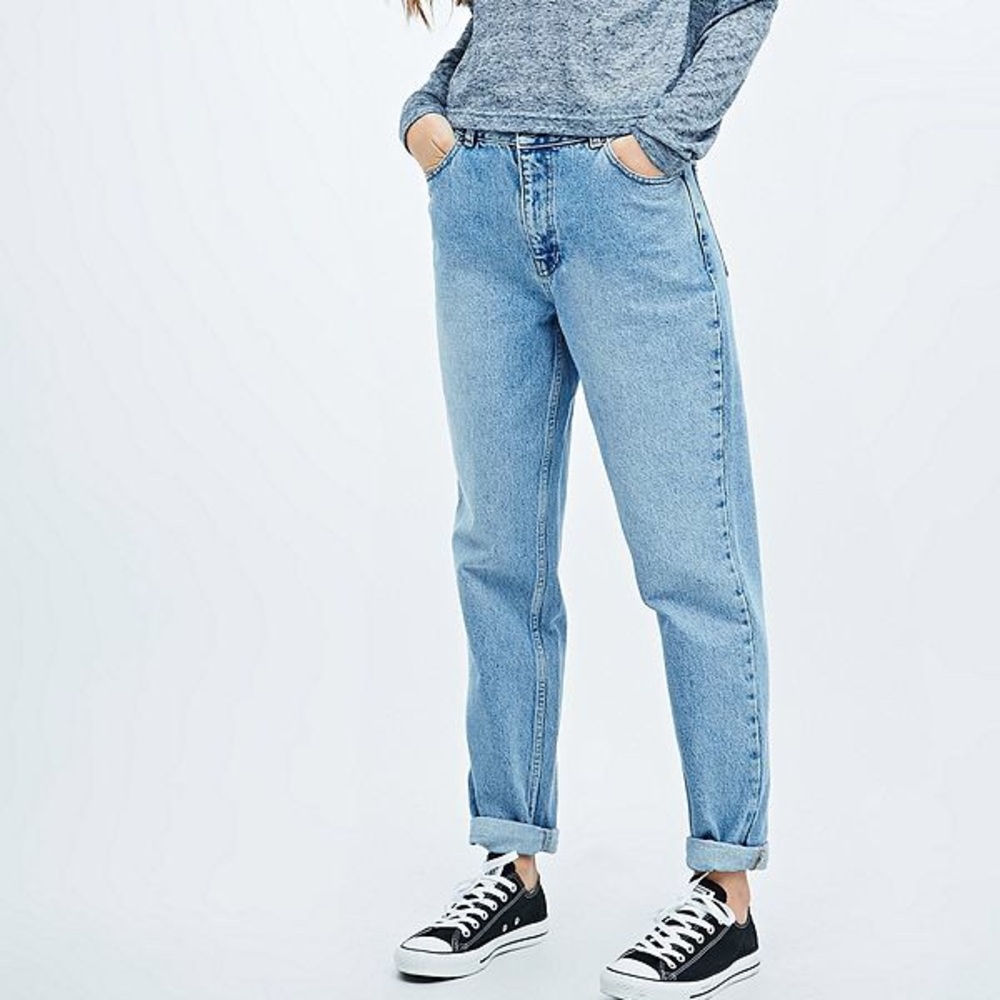 High waisted Mom jeans